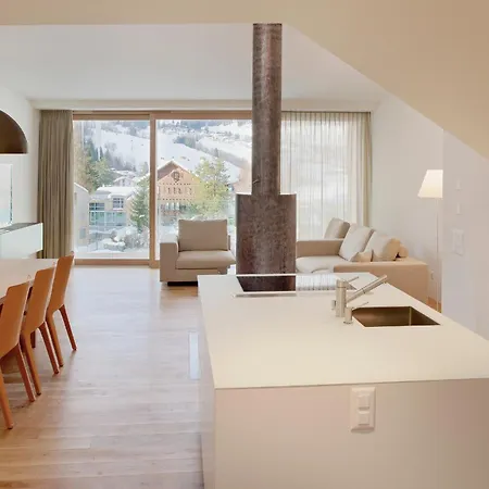 Edelweiss La Cerise フリムス